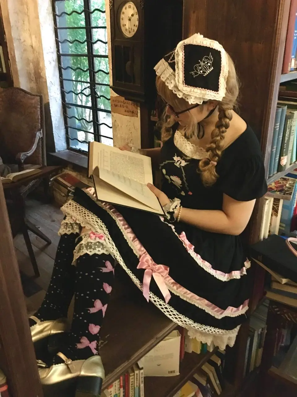 Poodle Poker, worn with the headdress